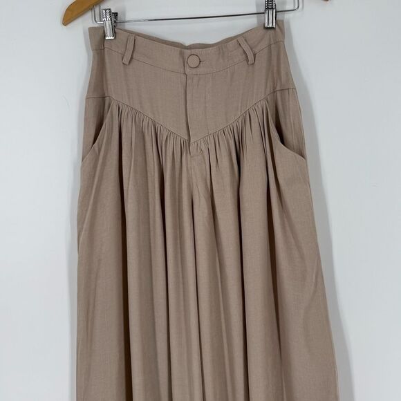 NWT Mulla Wide Leg Pleated Pants in Beige | Size Small - Picture 5 of 9